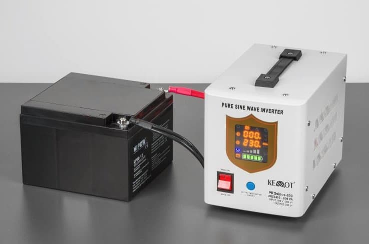 Kemot záložní zdroj UPS, 500W, 800VA, čistý sinus, 12V