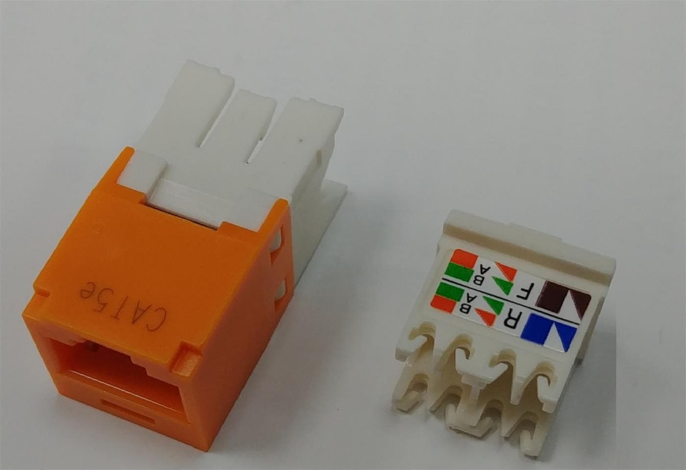 Keystone CAT.5e OEM oranžový pro PANDUIT Mini-Com
