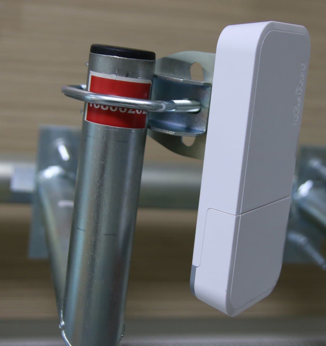 MaxLink držák na stožár pro MikroTik wAP jednotky