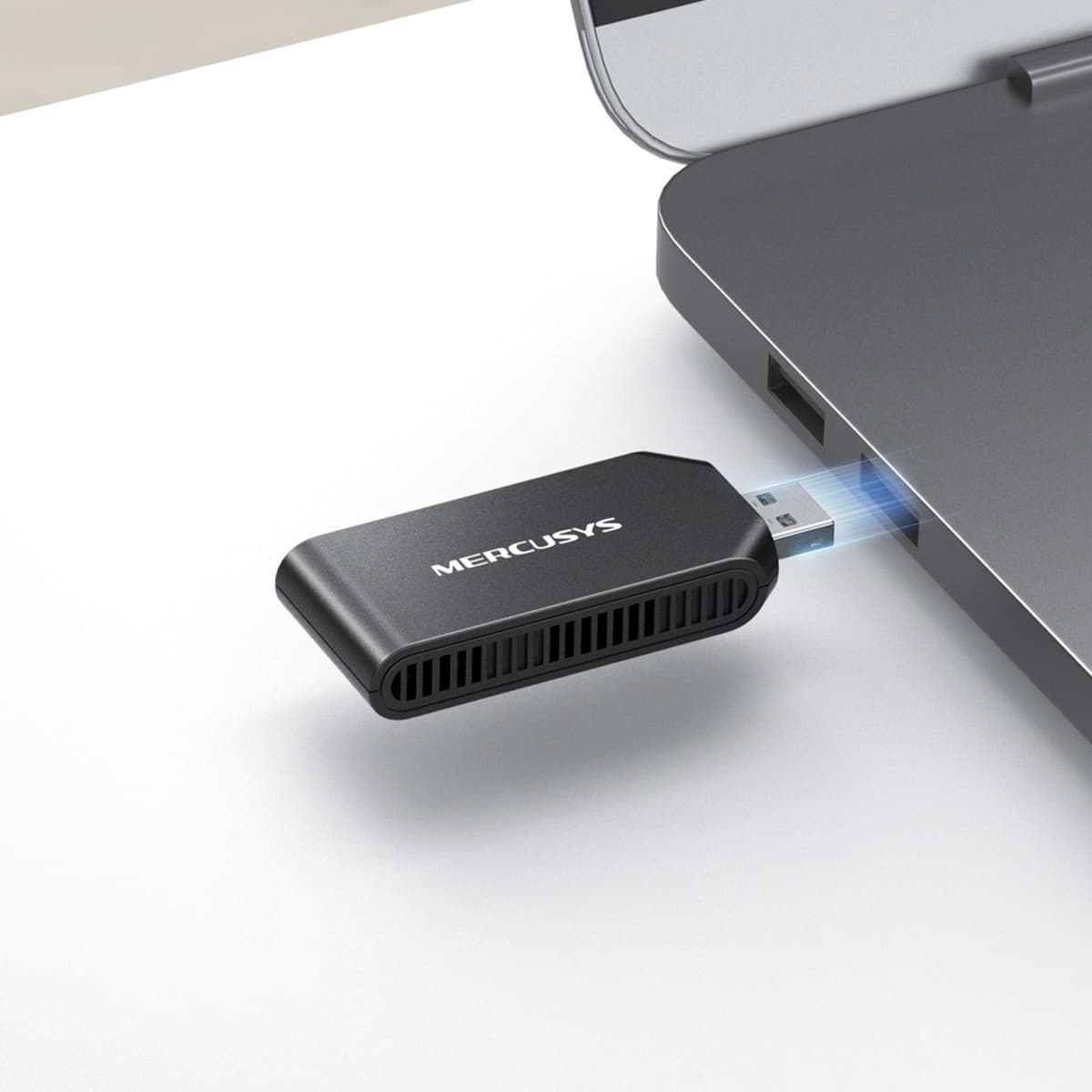 MERCUSYS MA70XM, Wi-Fi 6 Bezdrátový USB adaptér