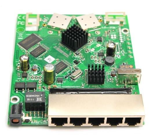 MikroTik RouterBOARD RB951Ui-2HnD
