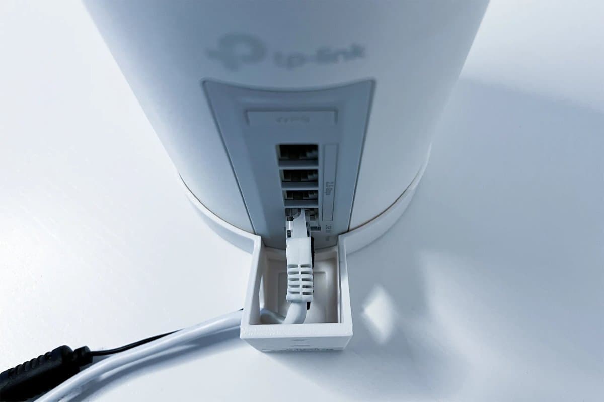 TP-LINK držák DECO BE65 na stěnu bílý