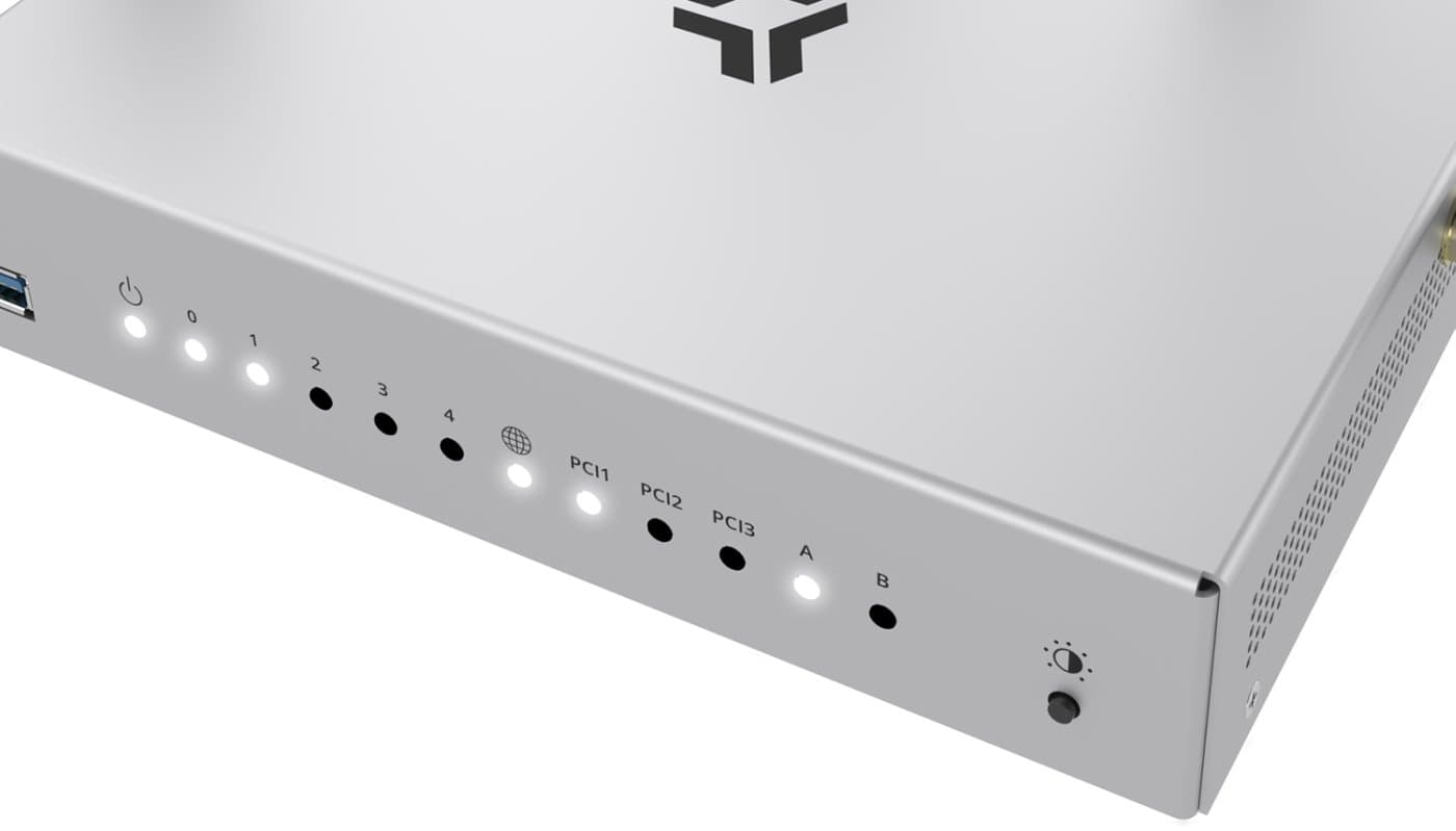 Turris Omnia Wi-Fi 6, stříbrný - Bazar
