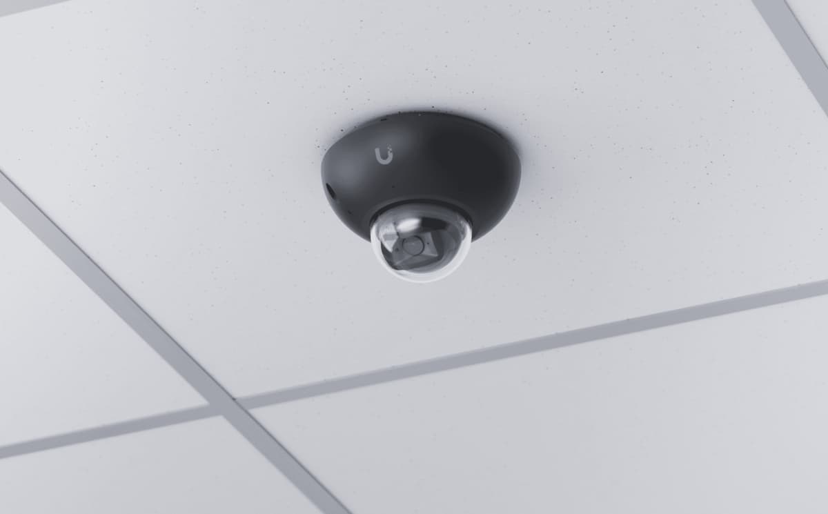 Ubiquiti G6 Pro Dome, 8MP IP kamera, černá